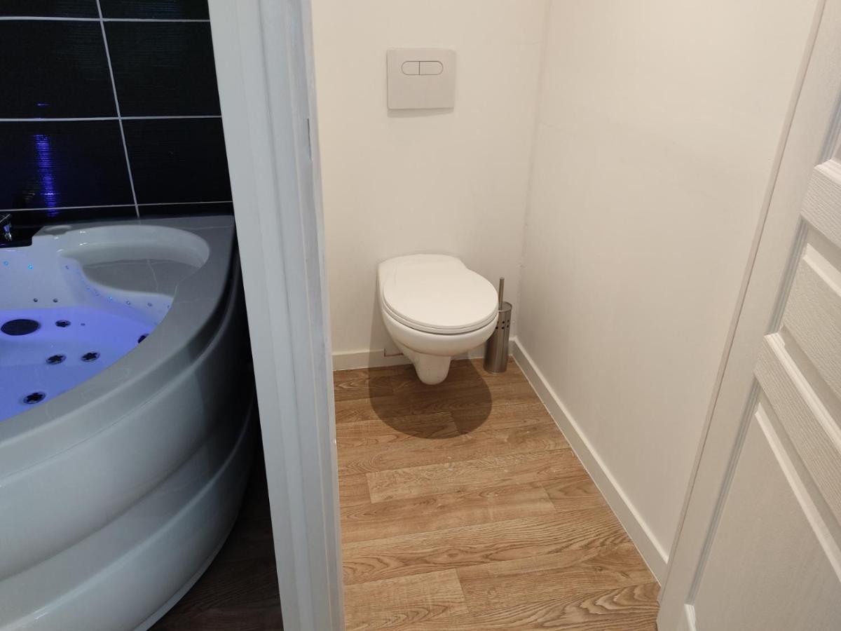Ng Suitehome - Lille I Roubaix Centre I Coq Francais - Balneo - Netflix - Wifi Esterno foto